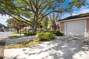 8315 Springlake Dr 8315, Boca Raton, FL 33496 Sold 07/17/25