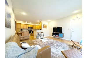 2190 NE 68th St 512, Fort Lauderdale, FL 33308 - MLS#F10492357