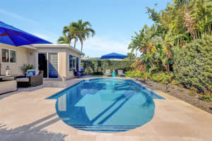 247 SW 14th St, Pompano Beach, FL 33060 Sold 05/01/25