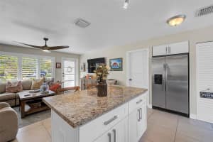 247 SW 14th St, Pompano Beach, FL 33060 Sold 05/01/25