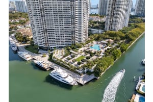 1000 E Island Blvd 807, Aventura, FL 33160 - MLS#F10492388