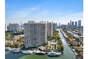 1000 E Island Blvd 807, Aventura, FL 33160 - MLS#F10492388