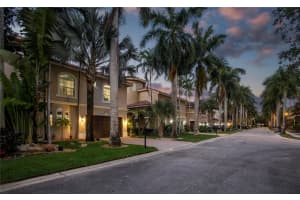 11785 NW 2nd St, Plantation, FL 33325 Sold 07/11/25