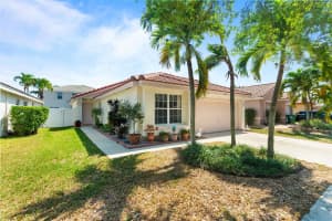 2433 SW 177th Ter, Miramar, FL 33029 Sold 05/14/25