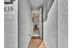 1839 Dixie Highway, Fort Lauderdale, FL 33305 - MLS#F10492522