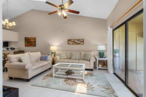 900 Crosswinds Drive, Greenacres, FL 33413 - MLS#F10492548