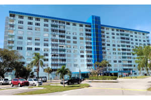 4001 Hillcrest Dr 315, Hollywood, FL 33021 Sold 10/30/25