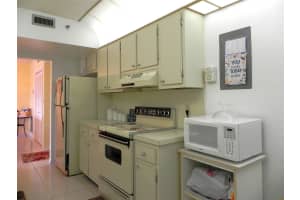 4001 Hillcrest Dr 315, Hollywood, FL 33021 - MLS#F10492563