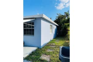 6118 Funston St, Hollywood, FL 33023 Sold 06/02/25
