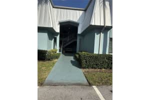 950 S Kanner Highway B1, Stuart