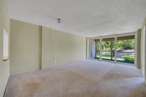 104 Royal Park Dr 2B, Oakland Park, FL 33309 Sold 06/05/25