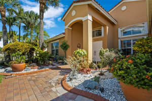 19352 SW 14TH STREET, Pembroke Pines, FL 33029 Sold 05/30/25