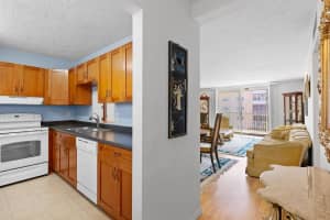 619 NE 14th Ave 508, Hallandale Beach, FL 33009 Sold 05/19/25