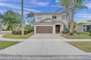 17010 NW 19th Ct, Pembroke Pines, FL 33028 Sold 05/01/25