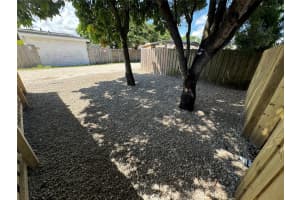 211 S F, Lake Worth Beach, FL 33460 Sold 08/25/25