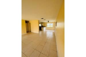 288 SW Bridgeport Dr, Port Saint Lucie, FL 34953 Sold 04/21/25