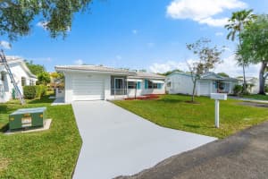 8561 NW 17th Pl, Plantation, FL 33322 - MLS#F10492762