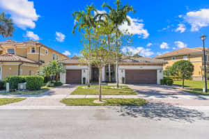 9130 Edgewater Bnd, Parkland, FL 33076 Sold 05/13/25