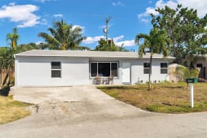 2560 NE 8th Ter, Pompano Beach, FL 33064 Sold 04/29/25