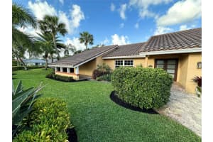 631 Deer Creek Briarwood Ln, Deerfield Beach, FL 33442 Sold 06/10/25