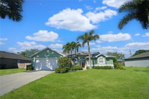 1932 SW Beard Street, Port Saint Lucie, FL 34953 - MLS#F10492911