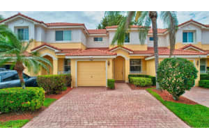 7450 Sarentino Ln 109, Boynton Beach, FL 33437 Sold 07/03/25