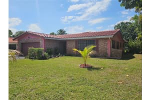 4460 NW 105th Ter, Coral Springs, FL 33065 - MLS#F10493046