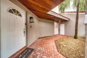 1515 Garden Rd, Weston, FL 33326 Sold 08/25/25