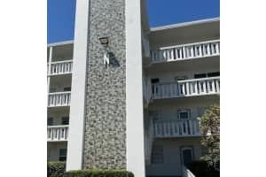 2059 Newport 2059, Deerfield Beach, FL 33442 Sold 08/21/25