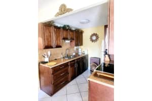 2059 Newport 2059, Deerfield Beach, FL 33442 Sold 08/21/25