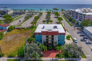 180 SE 20th Ave 403, Deerfield Beach, FL 33441 Sold 05/28/25