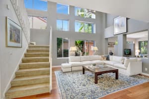 10001 NW 5th St, Plantation, FL 33324 Sold 05/19/25