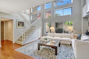 10001 NW 5th St, Plantation, FL 33324 Sold 05/19/25