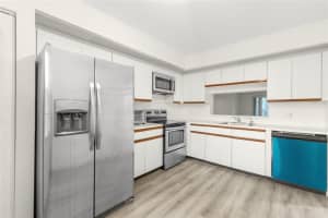 1101 SW 128th Ter 313C, Pembroke Pines, FL 33027 - MLS#F10493153