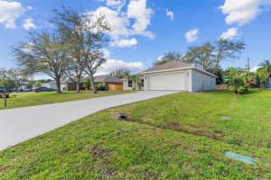 1658 SE Harp Ln, Port Saint Lucie, FL 34983 Sold 06/02/25