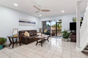 10821 Cypress Glen Dr 10821, Coral Springs, FL 33071 - MLS#F10493239