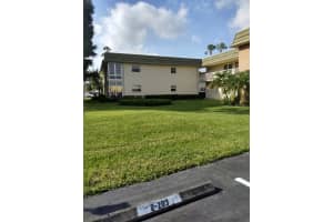 2 Vista Gardens Trl 203, Vero Beach, FL 32962 - MLS#F10493268