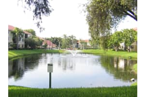 10121 W Sunrise Blvd 302, Plantation, FL 33322 - MLS#F10493269