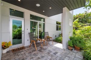 2626 NE 5th Ter, Wilton Manors, FL 33334 Sold 06/30/25