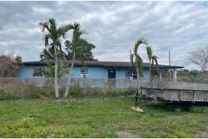 117 Academy Dr, Fort Pierce, FL 34946 Sold 08/14/25