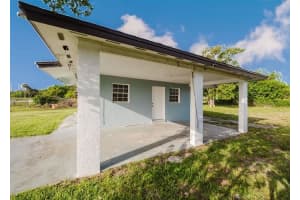 117 Academy Dr, Fort Pierce, FL 34946 Sold 08/14/25