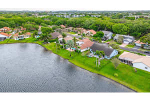 1671 E Oak Knoll Cir, Davie, FL 33324 Sold 04/25/25
