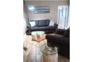 924 SE 2nd 11, Fort Lauderdale, FL 33301 - MLS#F10493393