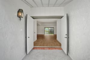 8230 Cassia Ter, Tamarac, FL 33321 Sold 05/15/25
