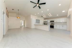 49 Rutland Ln, Boynton Beach, FL 33436 Sold 05/08/25