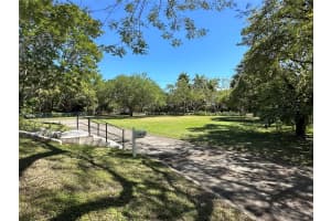 6205 SW 108, Pinecrest, FL 33156 - MLS#F10493449