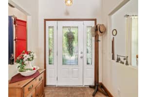 8446 93rd Ave, Vero Beach, FL 32967 - MLS#F10493457