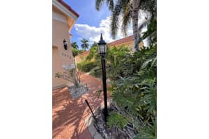 5040 Alencia Ct, Delray Beach, FL 33484 Sold 09/10/25