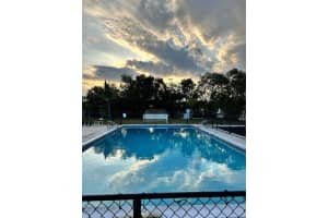 8517 SW 17th Ct, Davie, FL 33324 Sold 06/12/25