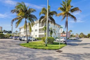 3216 SE 8th St 101, Pompano Beach, FL 33062 Sold 05/28/25